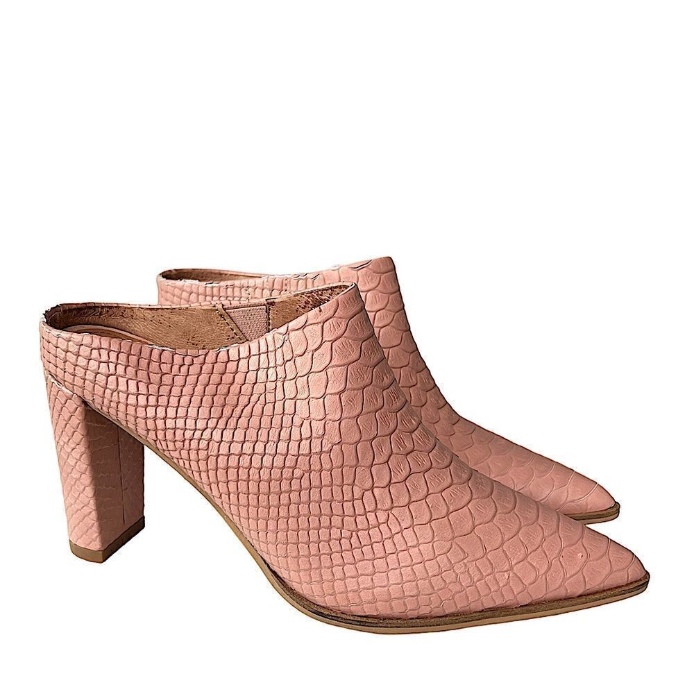 Alias Mae Rue Dusty Rose Snake Effect Leather Mid Heel Mule NWT
